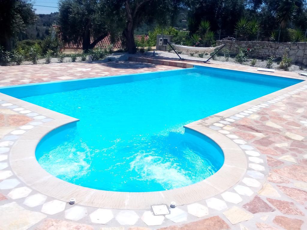 Villa Androniki Longós Esterno foto