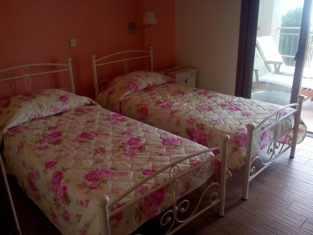 Villa Androniki Longós Esterno foto